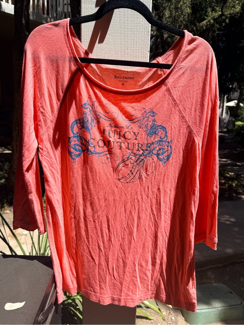 Juicy Couture Coral Graphic Long Sleeve Top | Size Large
